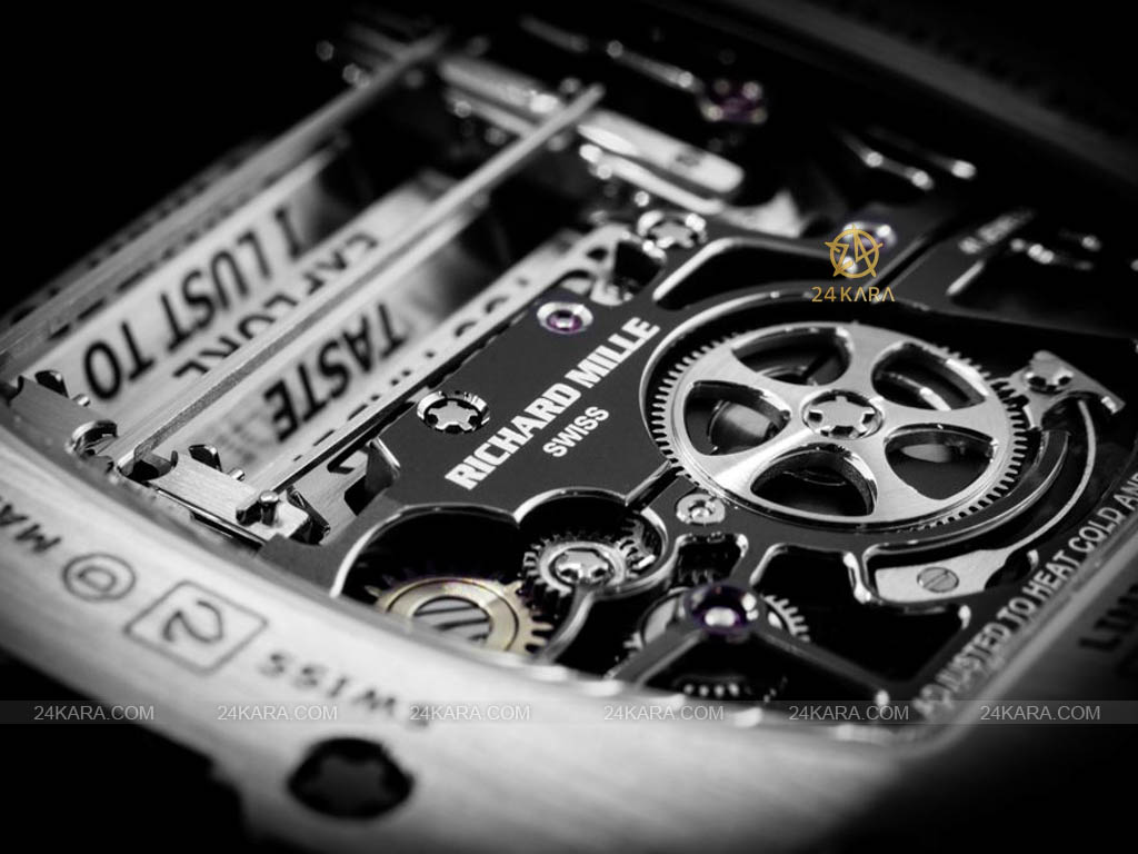 dong_ho_cartier_manual_winding_tourbillon_erotic_rm_69_8