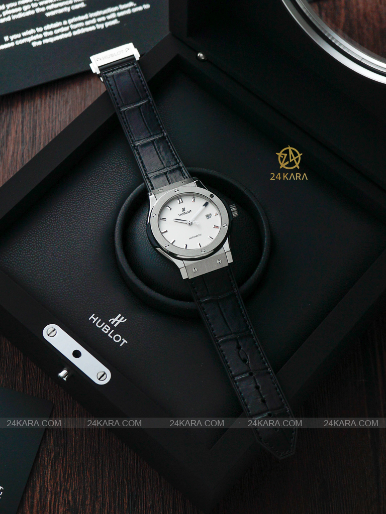 Đồng hồ Hublot Classic Fusion Titanium Opalin 542.NX.2611.LR