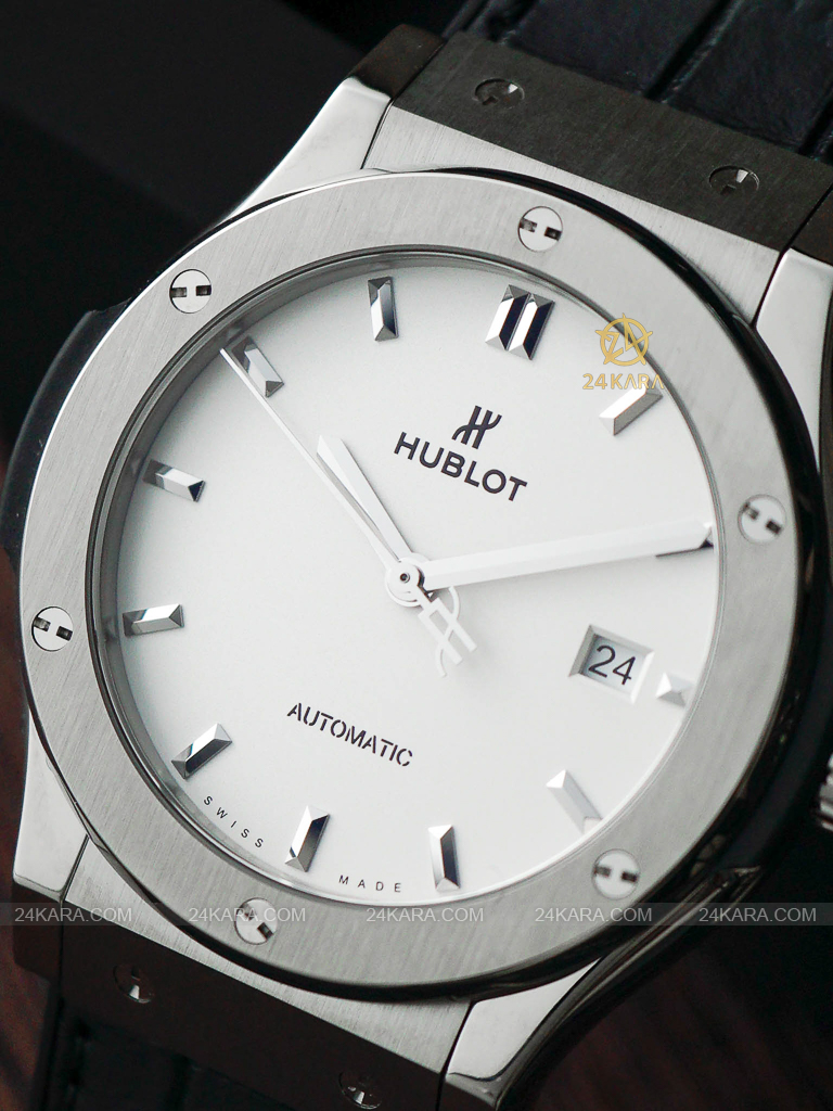 Đồng hồ Hublot Classic Fusion Titanium Opalin 542.NX.2611.LR
