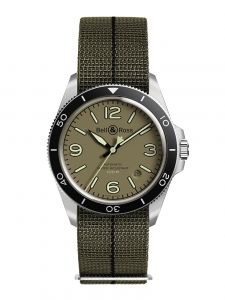 Đồng hồ Bell & Ross BR V2-92 Military Green BRV292-MKA-ST/SF