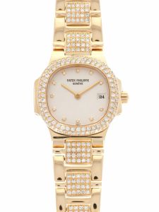 Đồng hồ Patek Philippe Nautilus 4700/055J Yellow Gold Kim cương