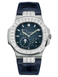 Đồng Hồ Patek Philippe Nautilus 5724G-001 White Gold Kim cương