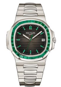 Đồng hồ Patek Philippe Nautilus 5711/113P-001 Trắng Mặt số đen