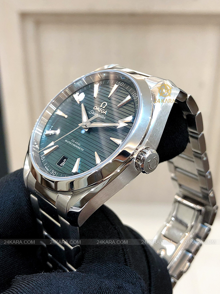 Đồng hồ Omega Aqua Terra 150m Co‑Axial Master Chronometer 220.10.41.21.10.001 22010412110001