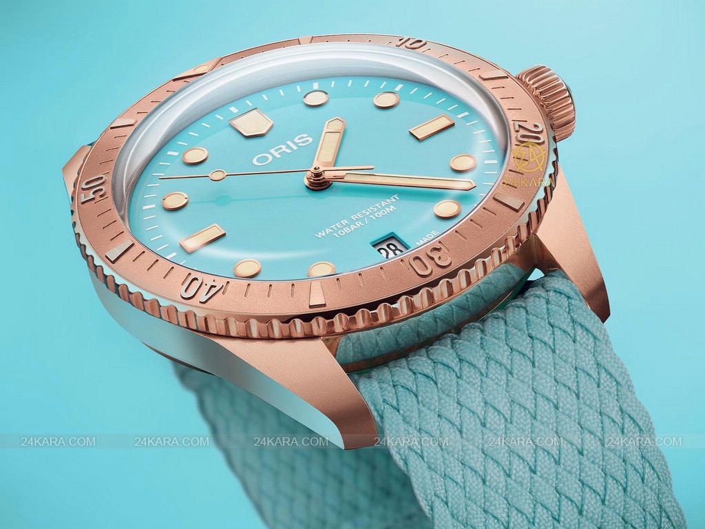 2022-oris-divers-sixty-five-cotton-candy-on-perlon-straps-10