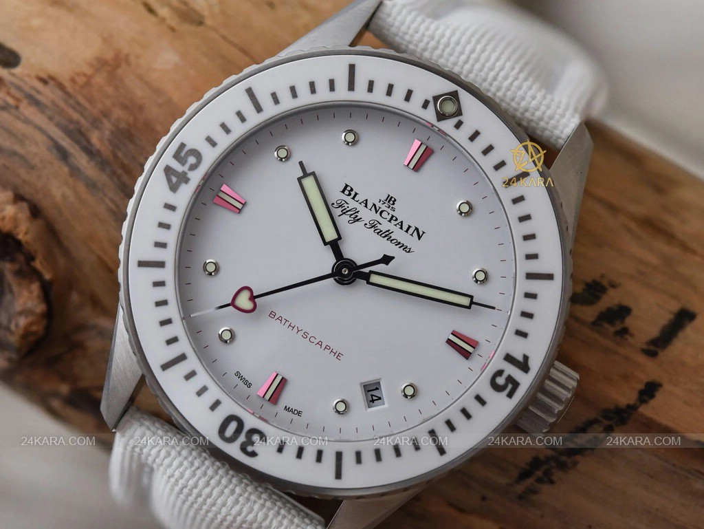 blancpain_fifty_fathoms_bathyscaphe_valentines_day_2023_5100a_1127_w52a-5