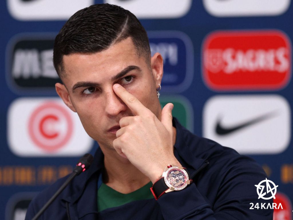 Các phiên bản Jacob & Co. CR7 Epic X Flight Of CR7 và Heart Of CR7 đặc biệt được tạo ra cùng siêu sao bóng đá Cristiano Ronaldo!
