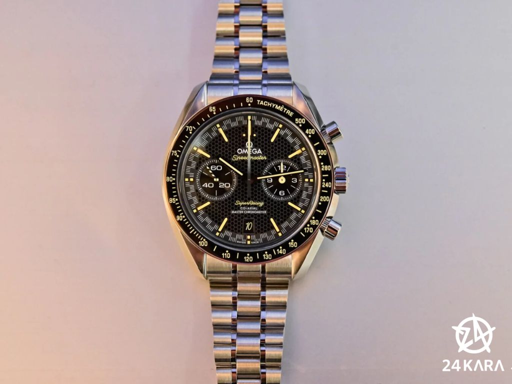 Giới thiệu đồng hồ Omega Speedmaster Super Racing 329.30.44.51.01.003 với hệ thống Spirate mới