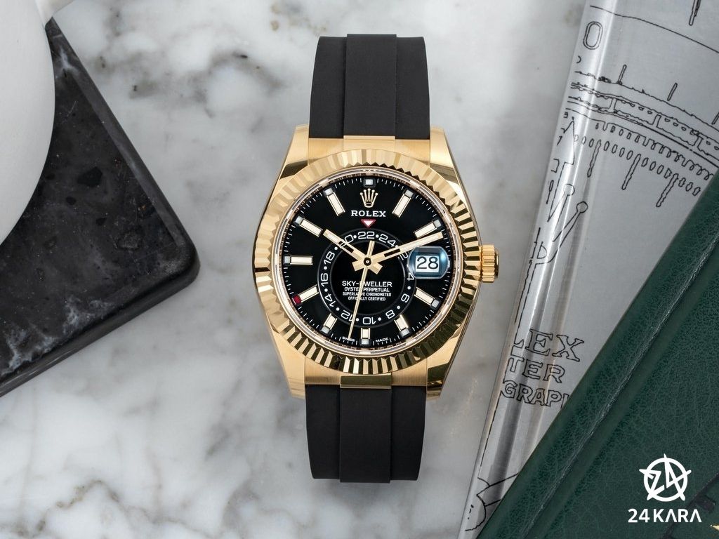 Trên tay đồng hồ Rolex Sky-Dweller 2020 với dây Oysterflex